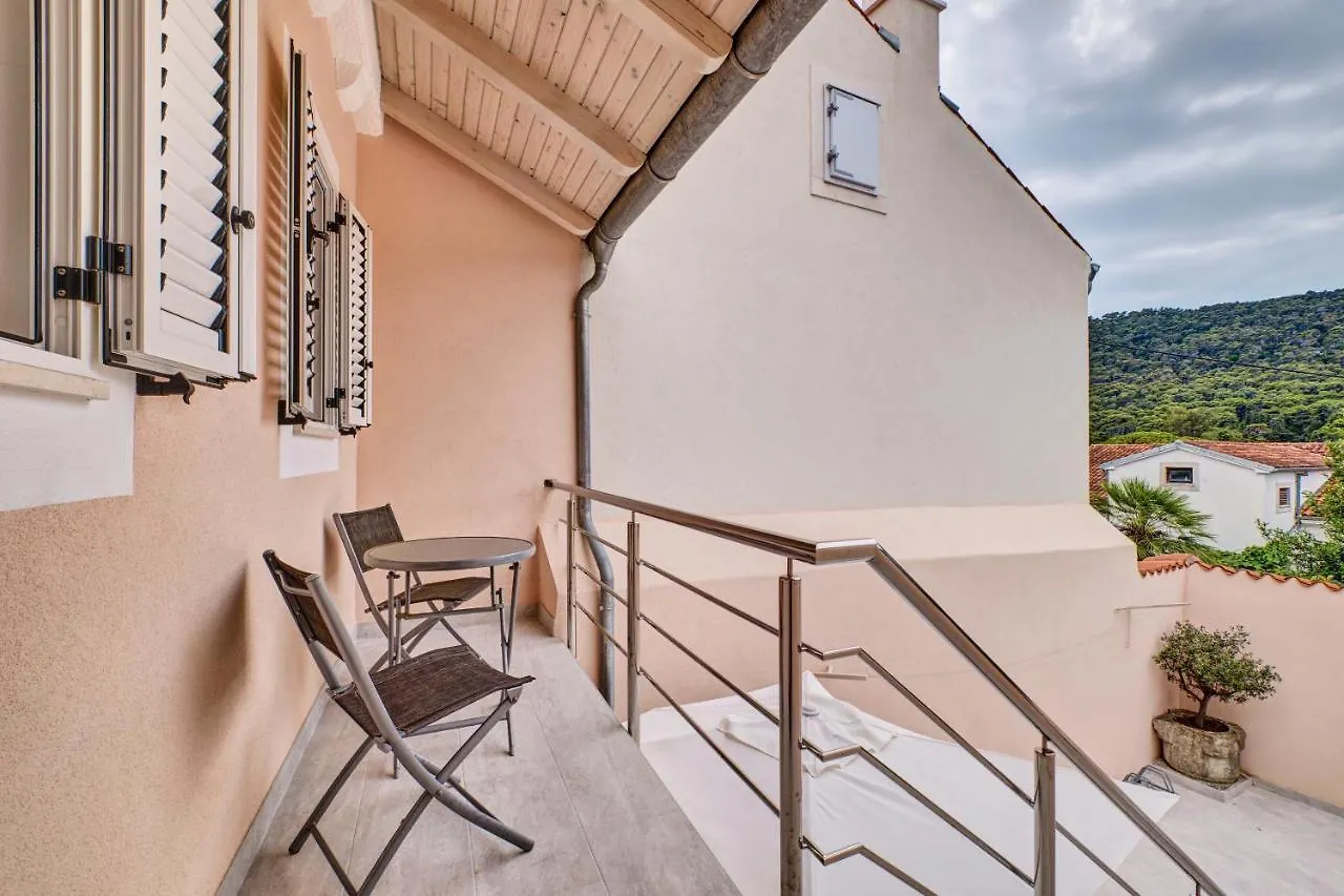 Apartments Ljubica Veli Lošinj